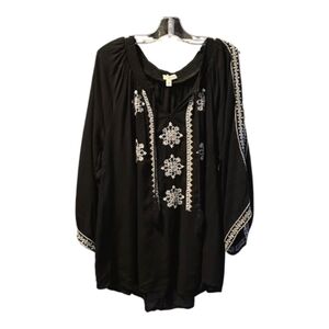 Sonoma Black Tunic with White Embroidered Accents